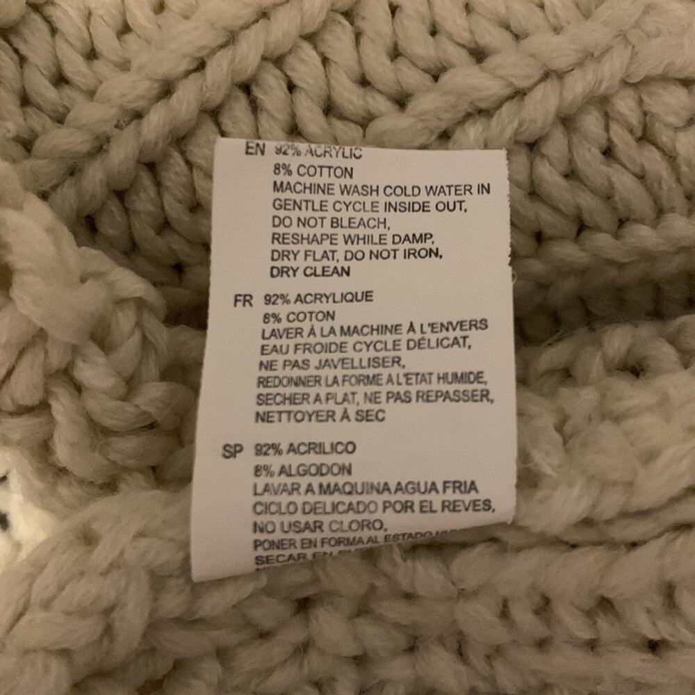Cloth Sweater - Picture 6 of 6